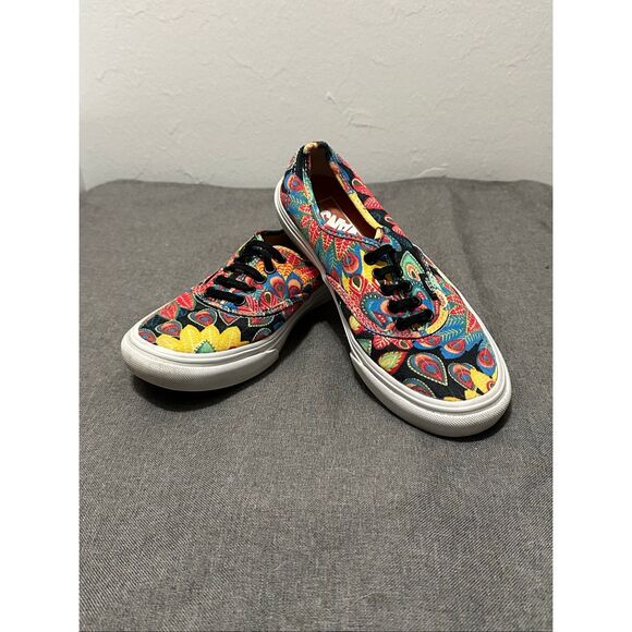 Vans Authentic Slim Peacock Print Red, Yellow, Blue Skate Casual Sneakers Women’ - Picture 9 of 9